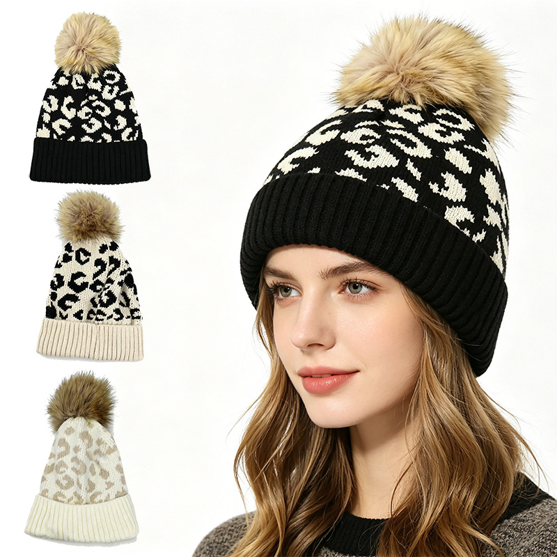 Beanie Cuffed Knit - Herbst- und Wintermütze mit Leopardenmuster und